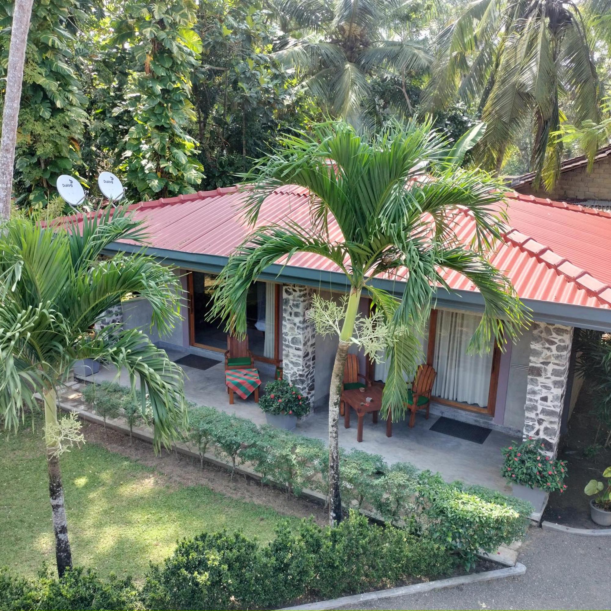 Avalon Village Resort Induruwa Exterior photo