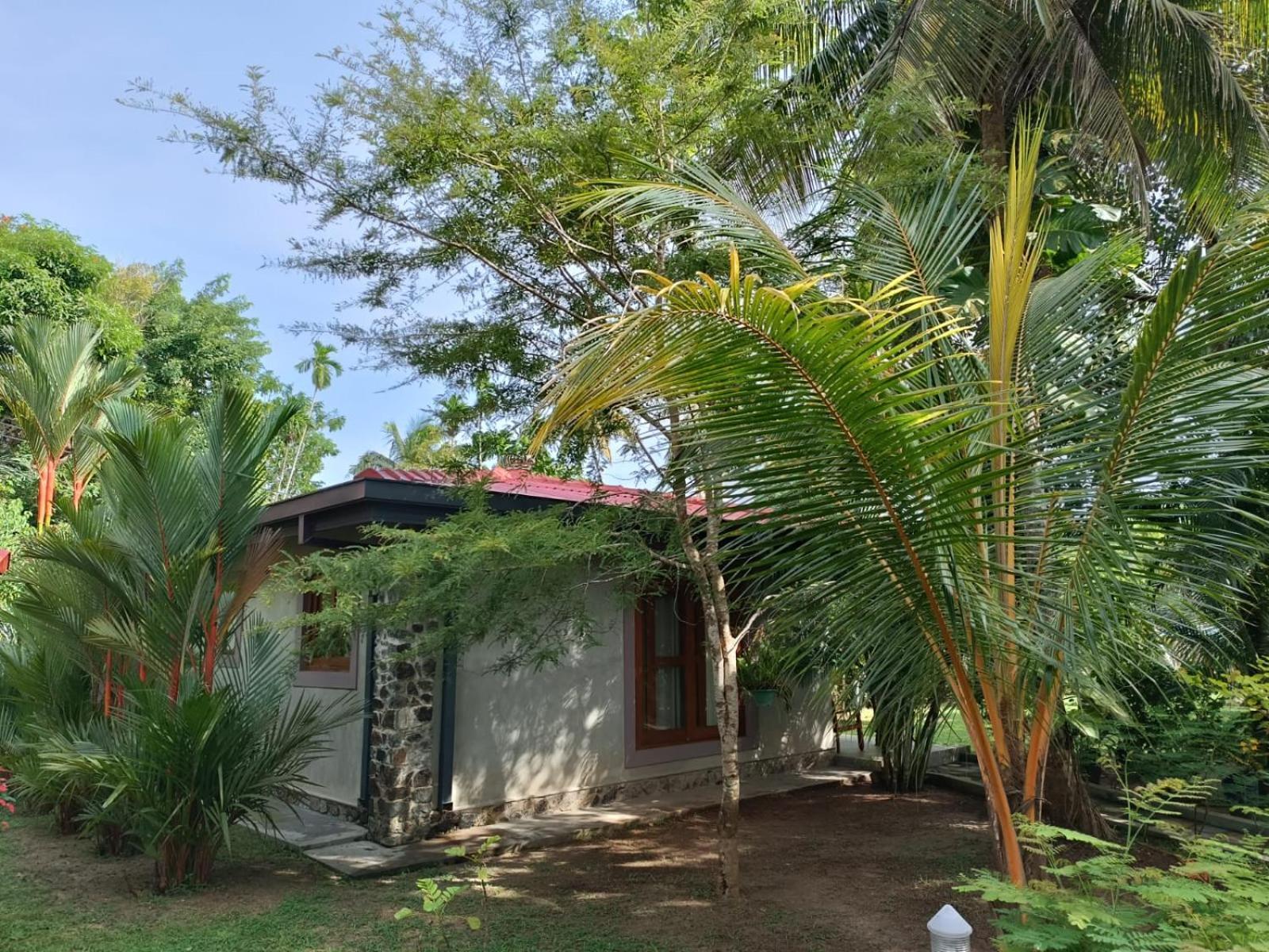 Avalon Village Resort Induruwa Exterior photo